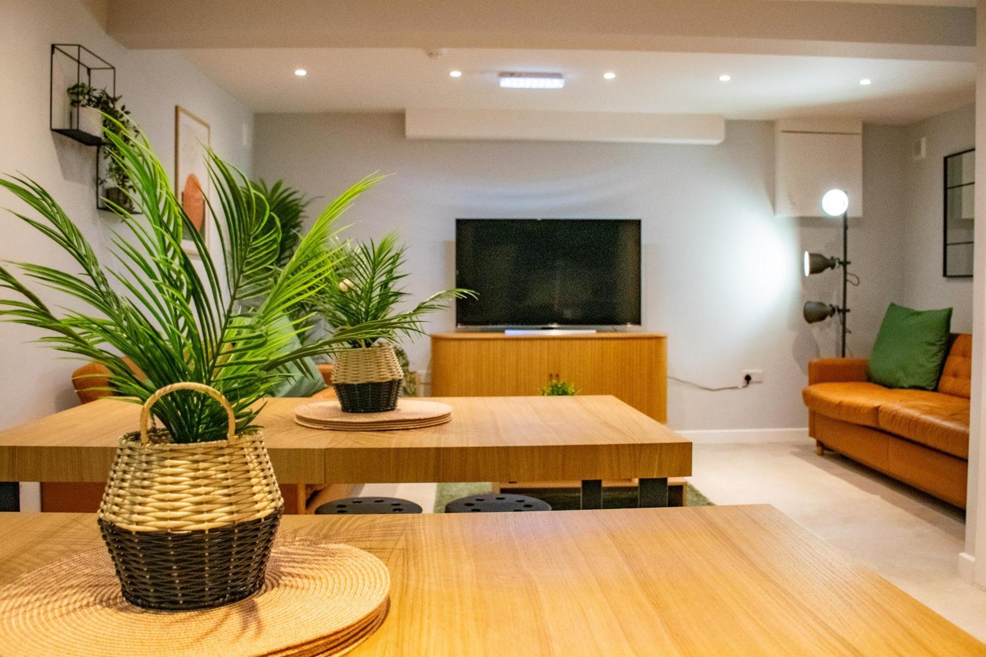 The Large Group House -Sleeps 21 Villa Dublin Kültér fotó